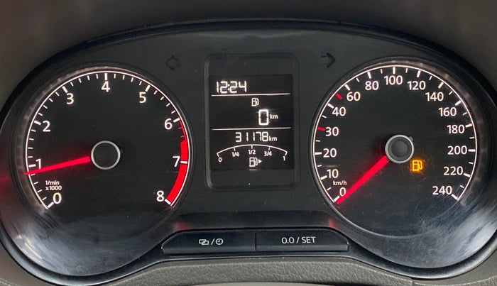 2015 Volkswagen Vento HIGHLINE PETROL, Petrol, Manual, 31,205 km, Odometer Image