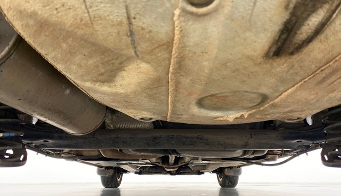 2015 Volkswagen Vento HIGHLINE PETROL, Petrol, Manual, 31,205 km, Rear Underbody