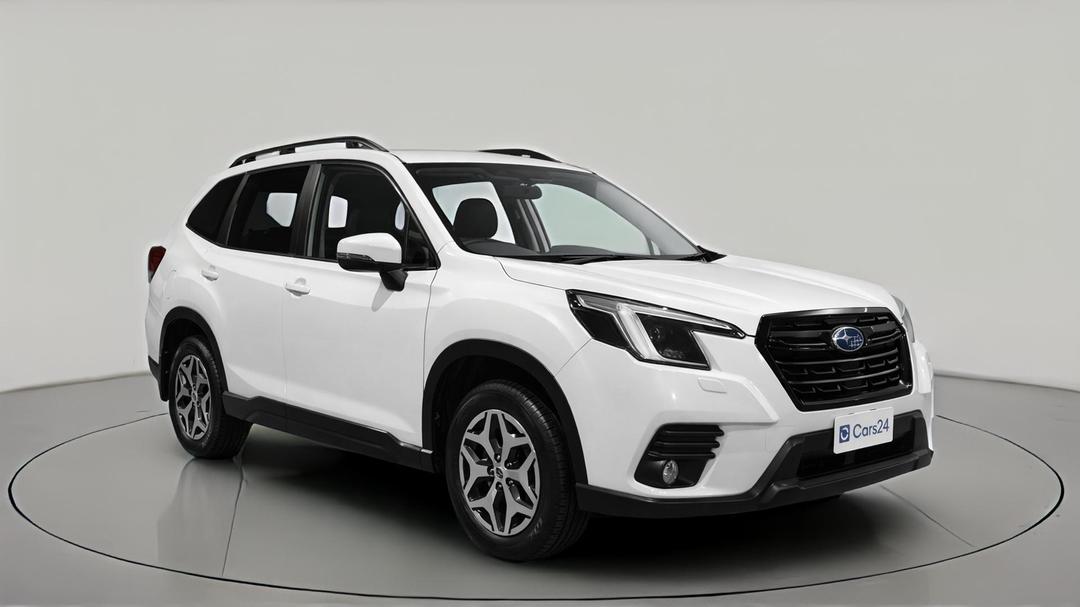 2023 Subaru Forester 2.5i (AWD), Automatic, 39297 km, Right Front Diagonal (45- Degree) View