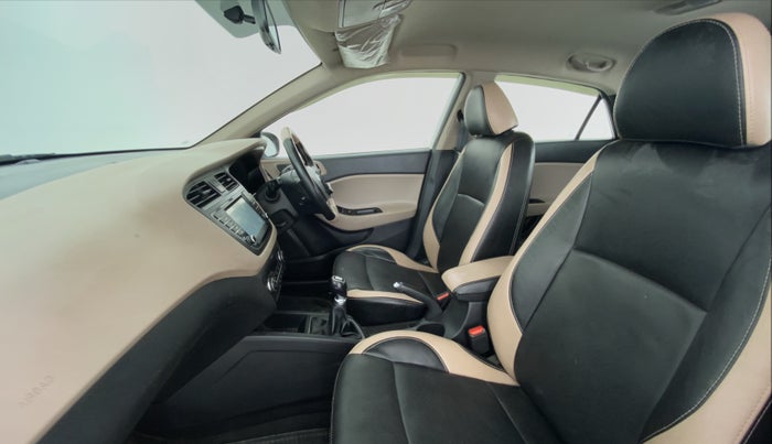 2017 Hyundai Elite i20 ASTA 1.2 (O), Petrol, Manual, 50,636 km, Right Side Front Door Cabin
