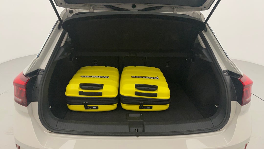 2023 Volkswagen T-roc Tsi110 Citylife, Automatic, 51448 km, Boot Inside View with Luggage