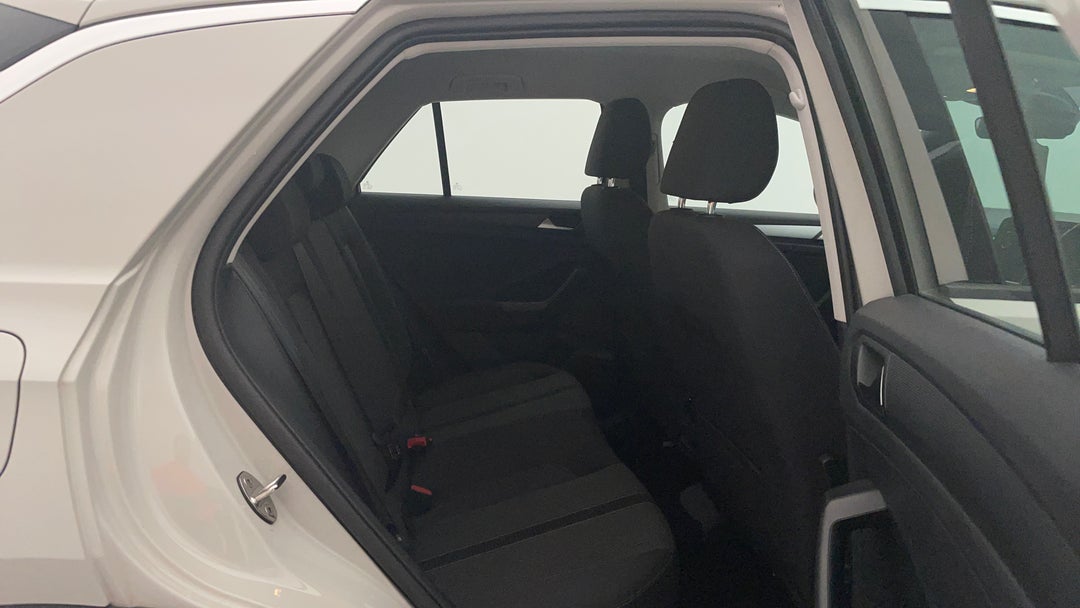 2023 Volkswagen T-roc Tsi110 Citylife, Automatic, 51448 km, Right Side Rear Door Cabin View