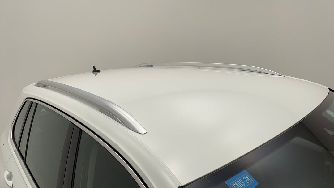 2016 Volkswagen Tiguan 132 Tsi Comfortline, Automatic, 89463 km, Roof/Sunroof View