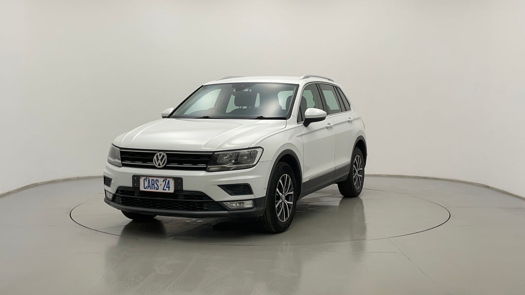 2016 Volkswagen Tiguan 132 Tsi Comfortline, Automatic, 89463 km, Left Front Diagonal (45- Degree) View