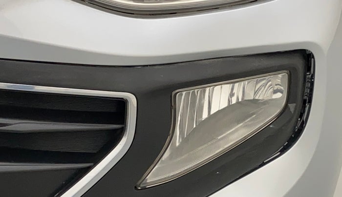 2019 Hyundai NEW SANTRO SPORTZ MT, Petrol, Manual, 74,190 km, Left fog light - Not working