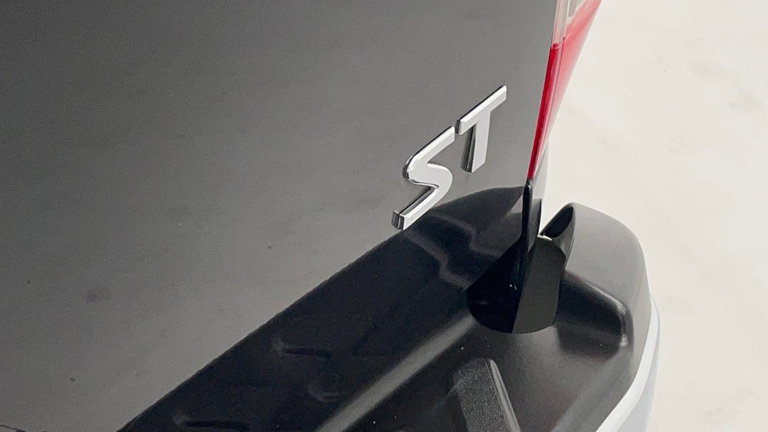 Badge (Boot Right Side)