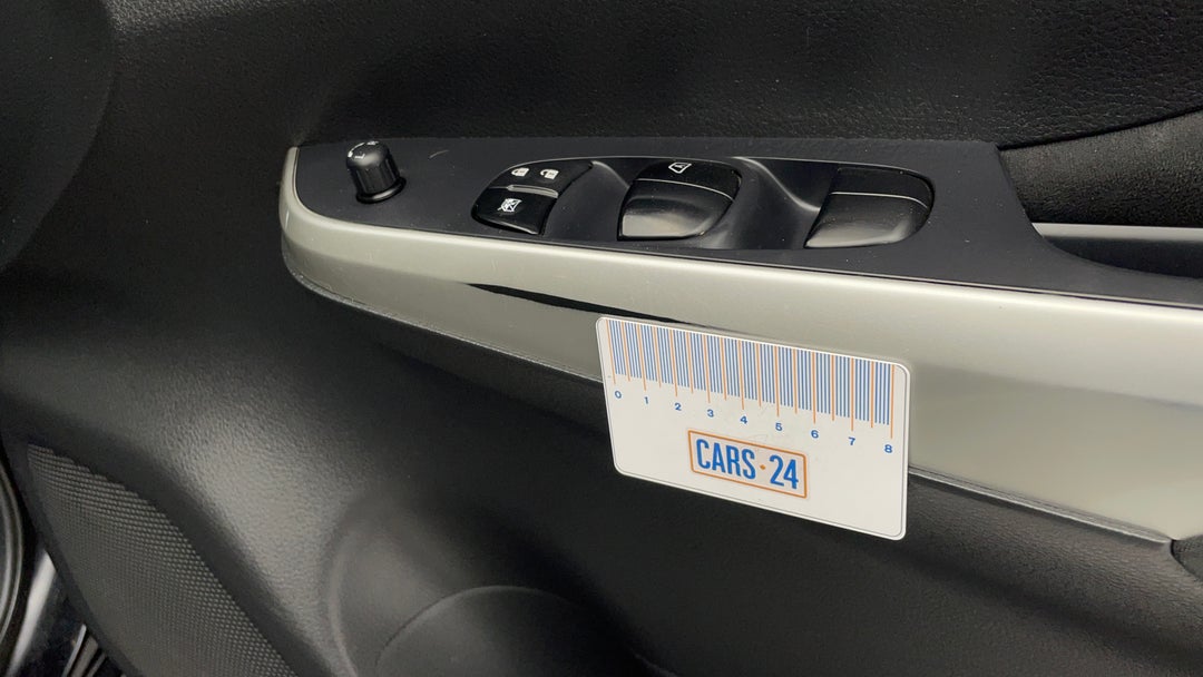 Door Interior Front RHS Wear