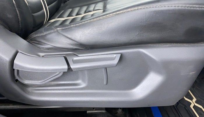 2020 Hyundai GRAND I10 NIOS SPORTZ PETROL, Petrol, Manual, 16,922 km, Driver Side Adjustment Panel