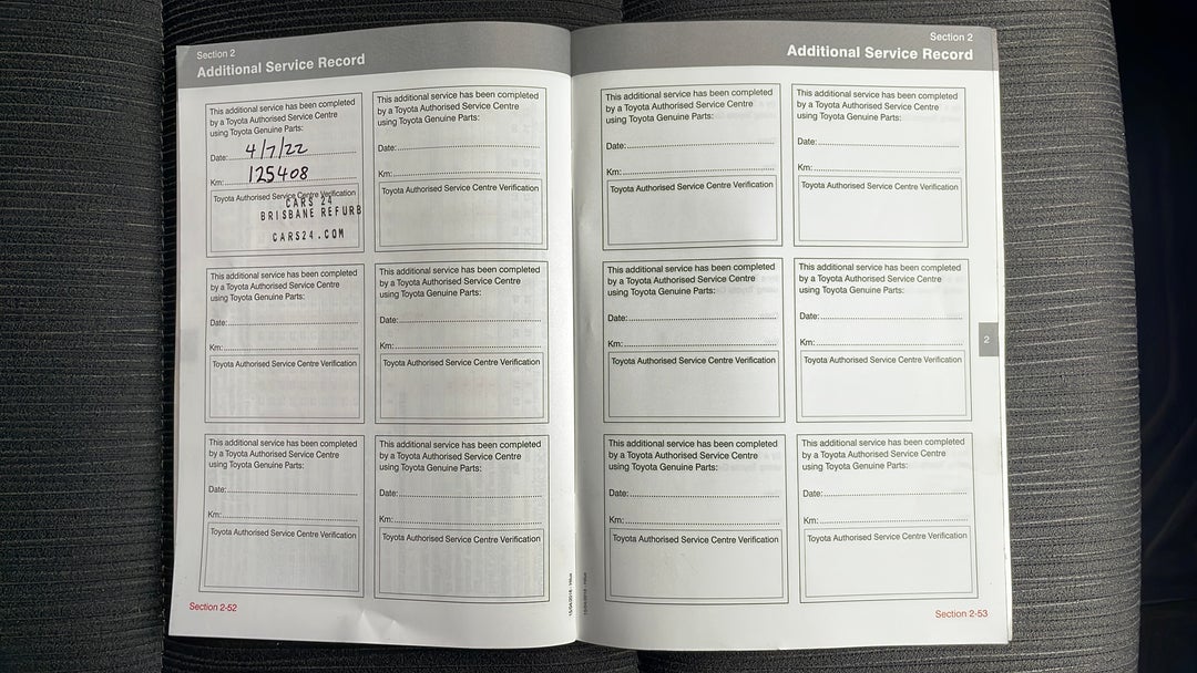 2016 Toyota Hilux Sr (4x4), Manual, 125408 km, Service History