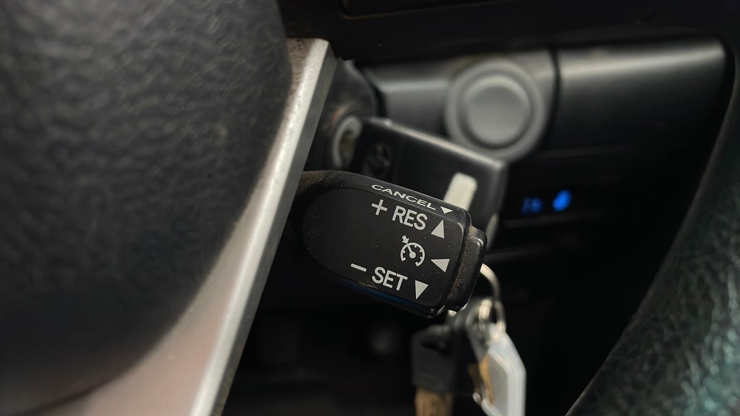 2016 Toyota Hilux Sr (4x4), Manual, 125408 km, Cruise Control