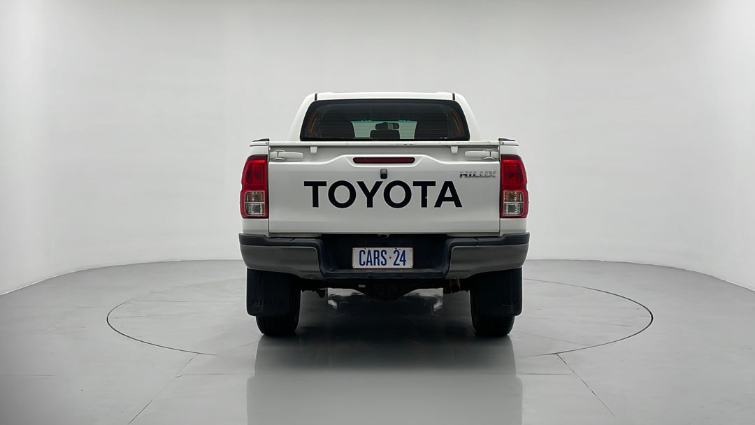 2016 Toyota Hilux Sr (4x4), Manual, 125408 km, Back/Rear View