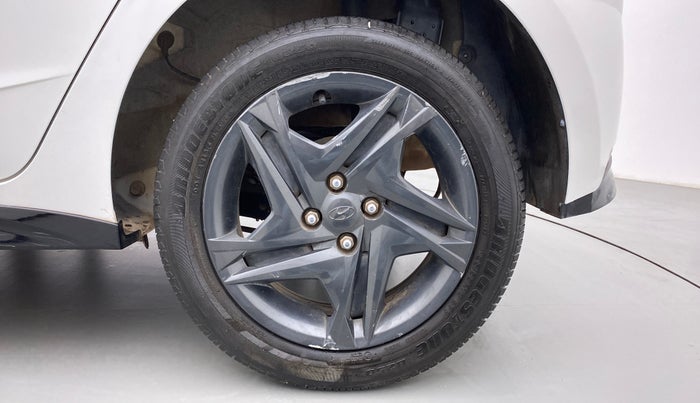2020 Hyundai NEW I20 SPORTZ 1.2 AT, Petrol, Automatic, 76,360 km, Left Rear Wheel