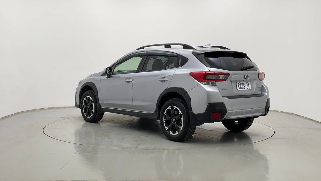 Left Back Diagonal (45- Degree) View