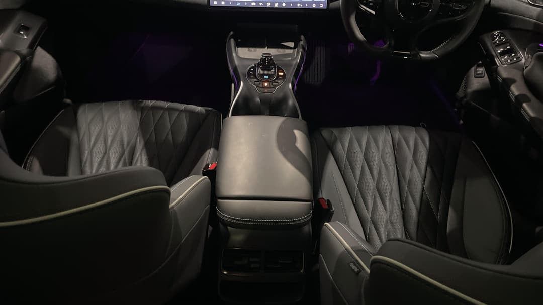 2024 Byd Seal Performance, Automatic, 24690 km, Center Console