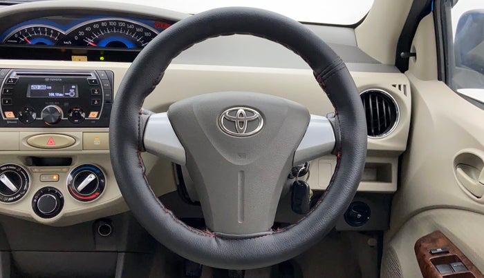 2013 Toyota Etios Liva V, Petrol, Manual, 49,233 km, Steering Wheel Close Up