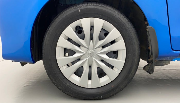 2013 Toyota Etios Liva V, Petrol, Manual, 49,233 km, Left Front Wheel