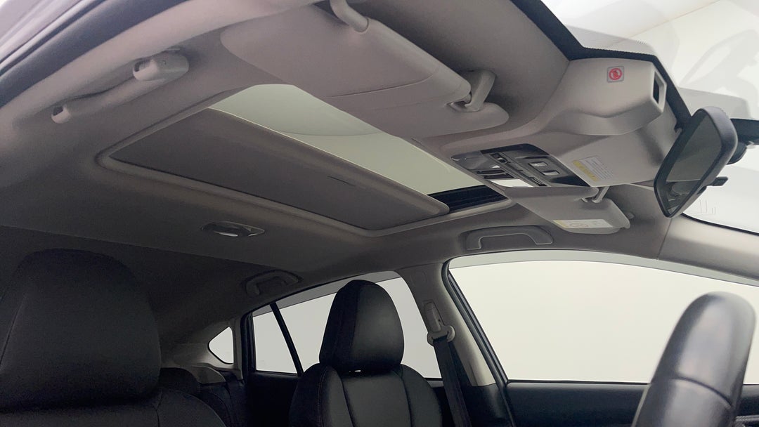 Interior Sunroof/Moonroof