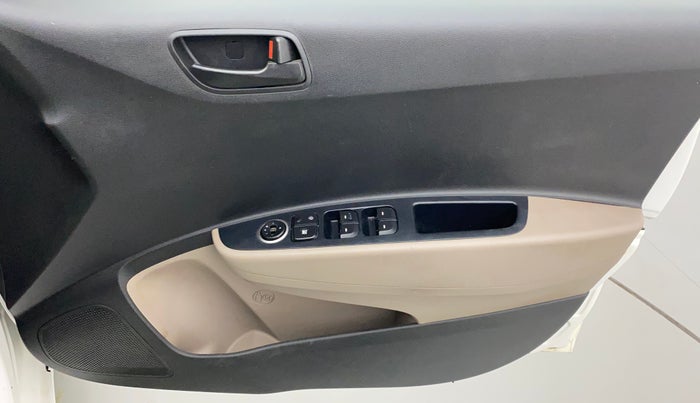 2017 Hyundai Grand i10 MAGNA 1.2 KAPPA VTVT, Petrol, Manual, 38,881 km, Driver Side Door Panels Control