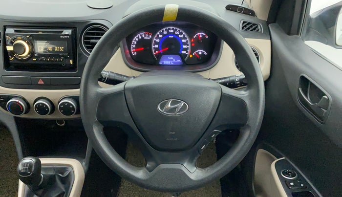 2017 Hyundai Grand i10 MAGNA 1.2 KAPPA VTVT, Petrol, Manual, 38,881 km, Steering Wheel Close Up