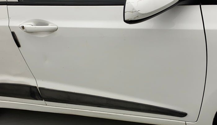 2017 Hyundai Grand i10 MAGNA 1.2 KAPPA VTVT, Petrol, Manual, 38,881 km, Driver-side door - Paint has faded