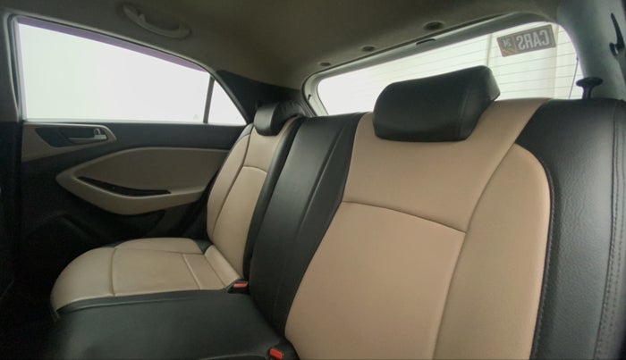 2016 Hyundai Elite i20 ASTA 1.4 CRDI (O), Diesel, Manual, 77,244 km, Right Side Rear Door Cabin