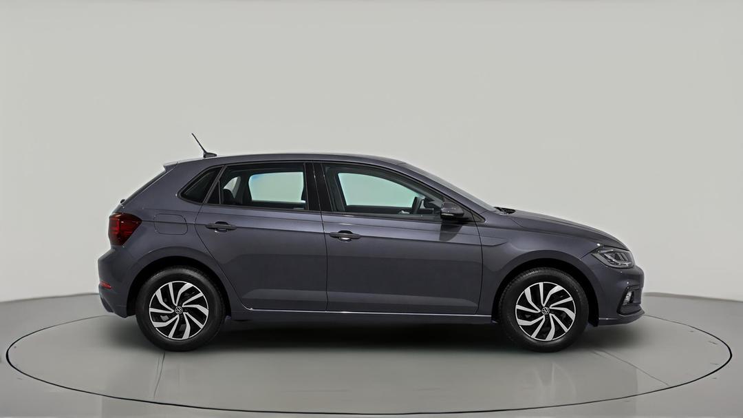 2024 Volkswagen Polo Life, Automatic, 25134 km, Right Side View