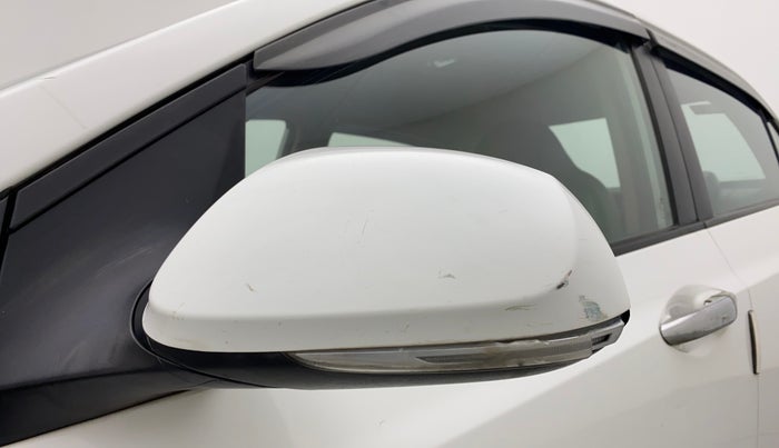 2016 Hyundai Xcent S 1.2, Petrol, Manual, 56,967 km, Left rear-view mirror - Indicator light has minor damage