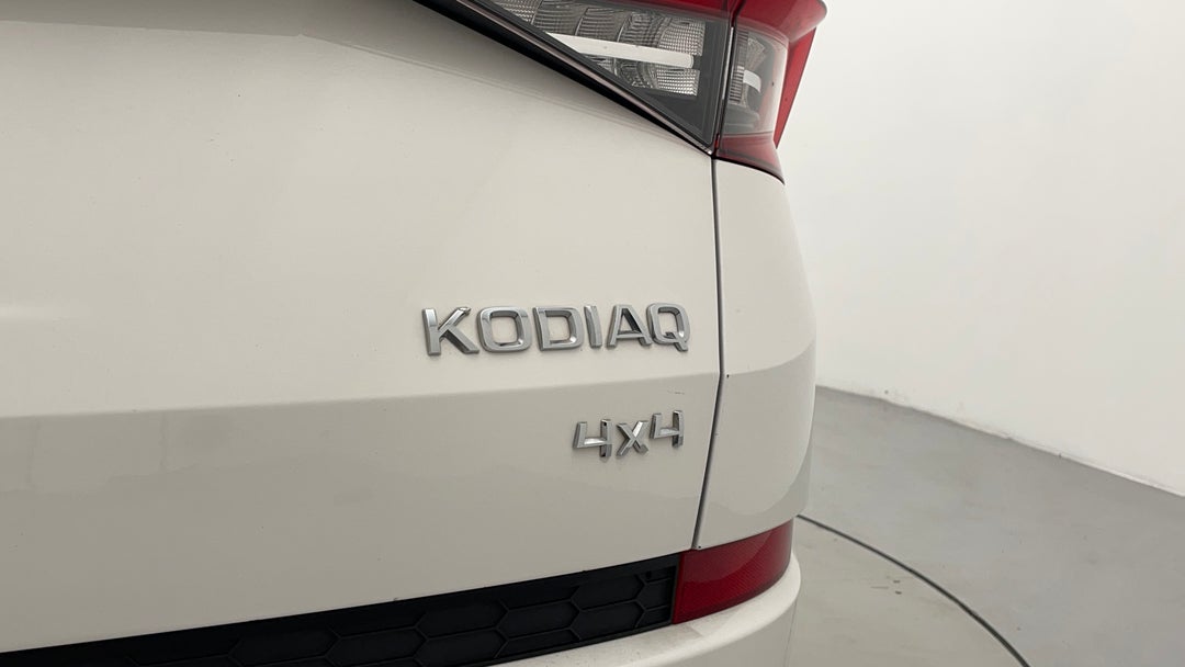 Badge (Boot Right Side)