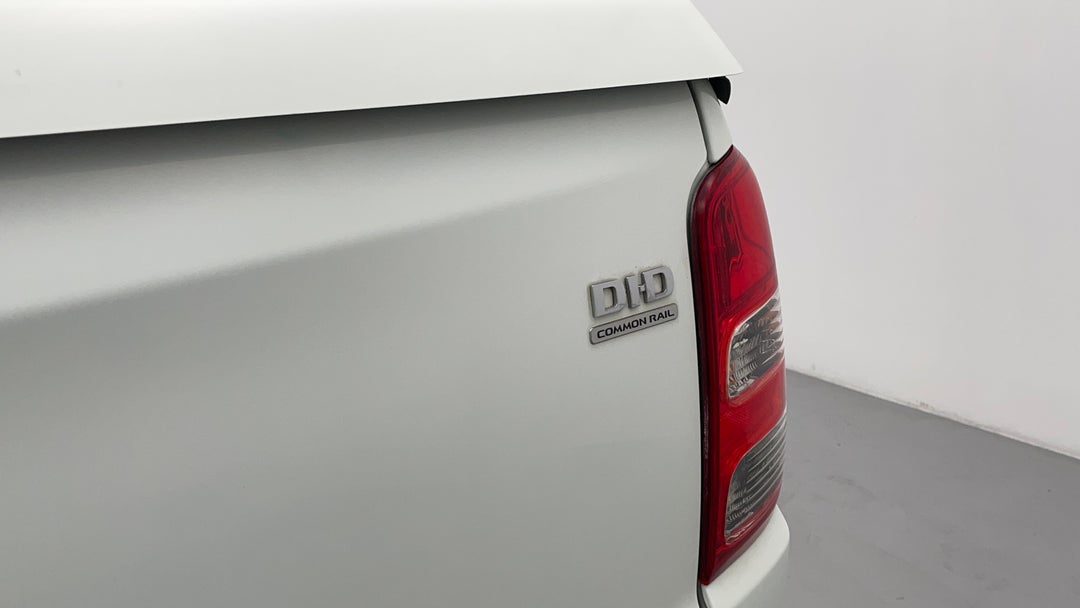 Badge (Boot Right Side)