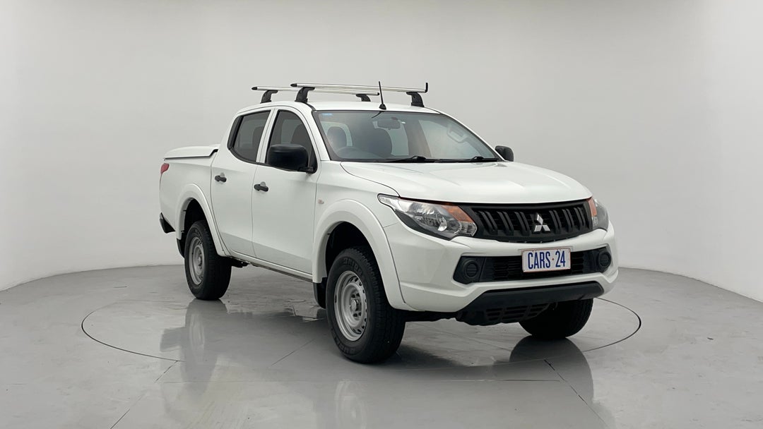 Right Front Diagonal (45- Degree) View