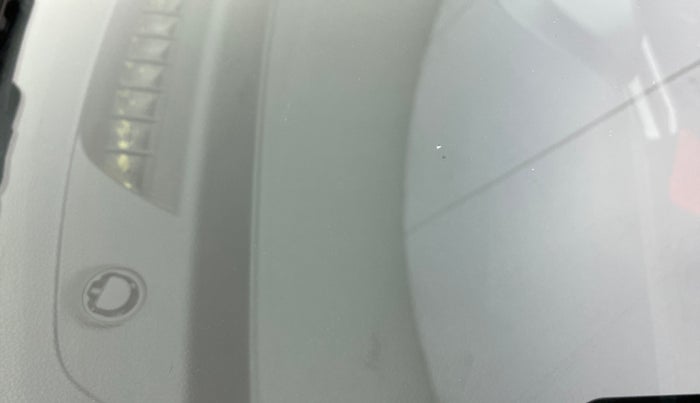 2021 Maruti Swift ZXI AMT, Petrol, Automatic, 14,575 km, Front windshield - Minor spot on windshield