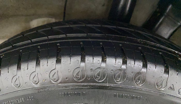 2018 Hyundai Xcent SX 1.2, Petrol, Manual, 60,287 km, Left Rear Tyre Tread