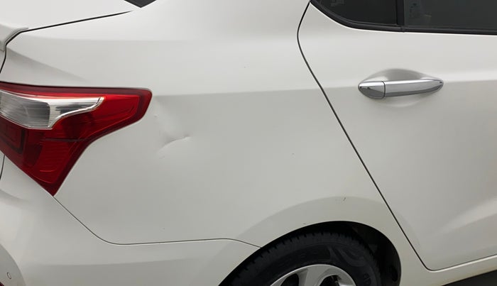 2018 Hyundai Xcent SX 1.2, Petrol, Manual, 60,287 km, Right quarter panel - Slightly dented