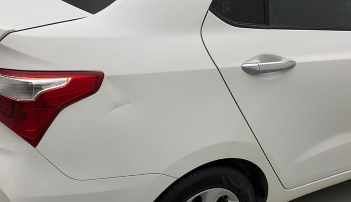 2018 Hyundai Xcent SX 1.2, Petrol, Manual, 60,287 km, Right quarter panel - Slightly rusted