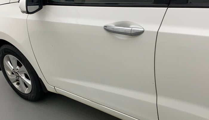 2018 Hyundai Xcent SX 1.2, Petrol, Manual, 60,287 km, Front passenger door - Slightly dented