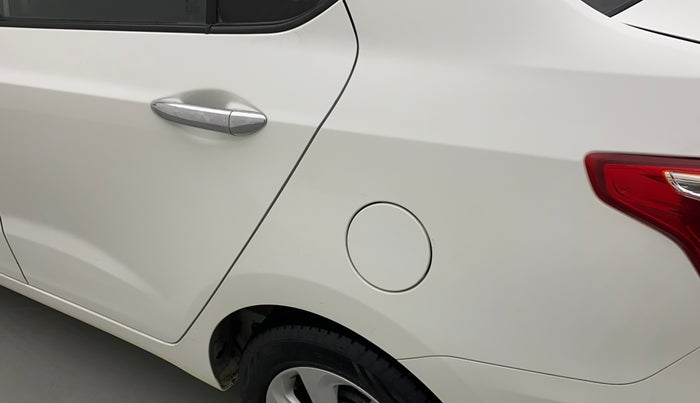 2018 Hyundai Xcent SX 1.2, Petrol, Manual, 60,287 km, Left quarter panel - Minor scratches