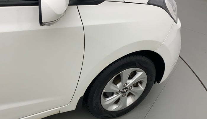 2018 Hyundai Xcent SX 1.2, Petrol, Manual, 60,287 km, Right fender - Paint has minor damage