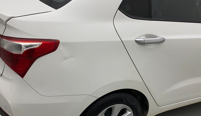 2018 Hyundai Xcent SX 1.2, Petrol, Manual, 60,287 km, Right quarter panel - Minor scratches