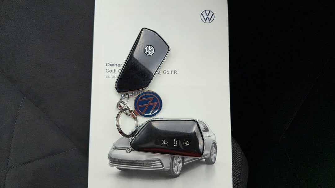 2021 Volkswagen Golf 110tsi Life, Automatic, 86909 km, Key Close-up