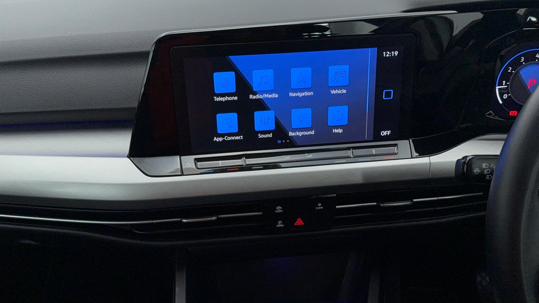 2021 Volkswagen Golf 110tsi Life, Automatic, 86909 km, Center Console