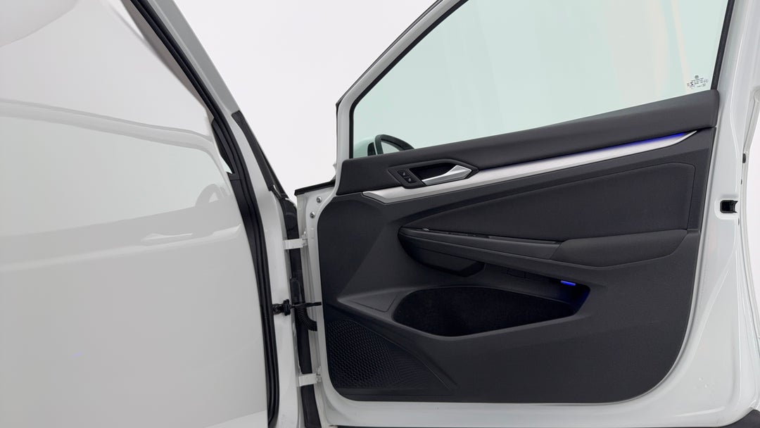 2021 Volkswagen Golf 110tsi Life, Automatic, 86909 km, Speaker View