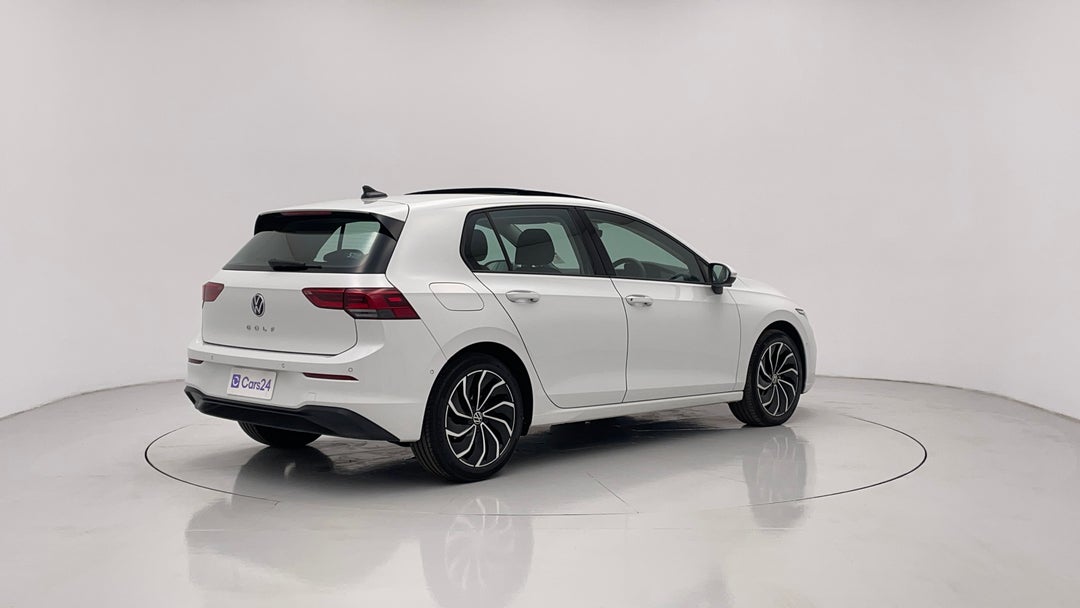 2021 Volkswagen Golf 110tsi Life, Automatic, 86909 km, Right Back Diagonal (45- Degree) View