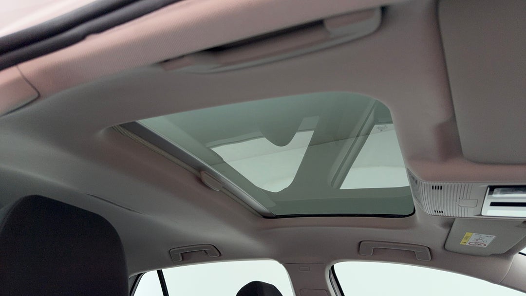 2021 Volkswagen Golf 110tsi Life, Automatic, 86909 km, Interior Sunroof/Moonroof