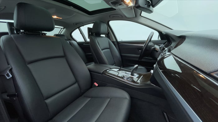 BMW 520I-Right Side Front Door Cabin View