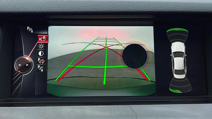 BMW 520I-Parking Camera (Rear View)