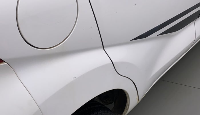 2017 Datsun Redi Go T(O) 1.0L LIMITED EDITION, Petrol, Manual, 28,950 km, Right quarter panel - Minor scratches