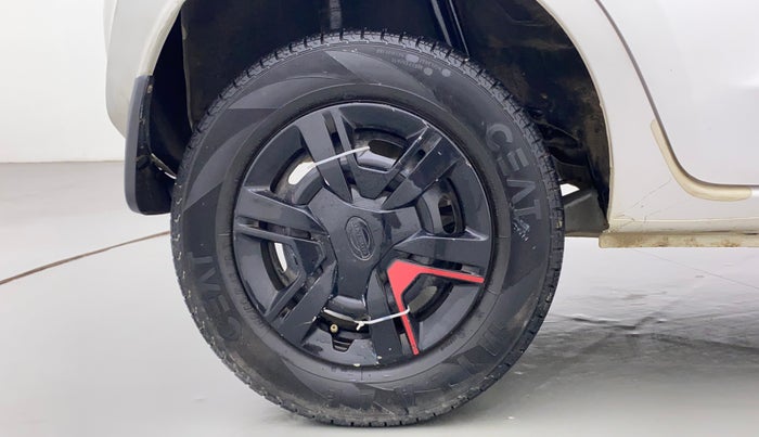 2017 Datsun Redi Go T(O) 1.0L LIMITED EDITION, Petrol, Manual, 28,950 km, Right Rear Wheel