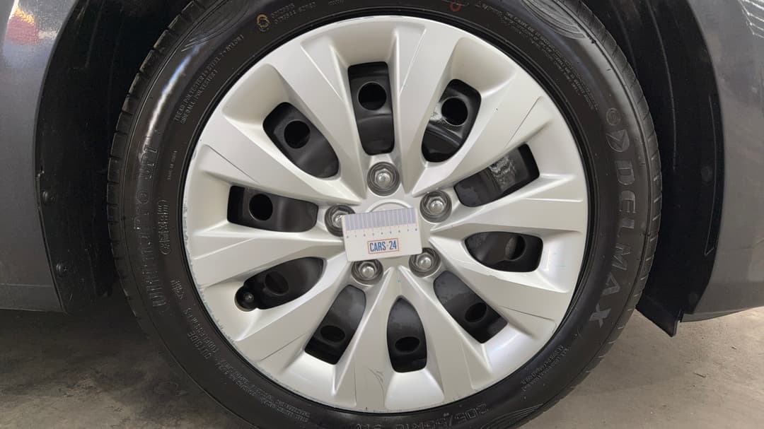 2024 Kia Cerato S Safety Pack, Automatic, 55893 km, Wheels Hubcap Front RHS Gutter Rash