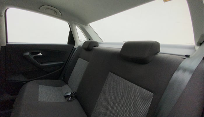 2018 Volkswagen Ameo COMFORTLINE 1.0L, Petrol, Manual, 50,090 km, Right Side Rear Door Cabin
