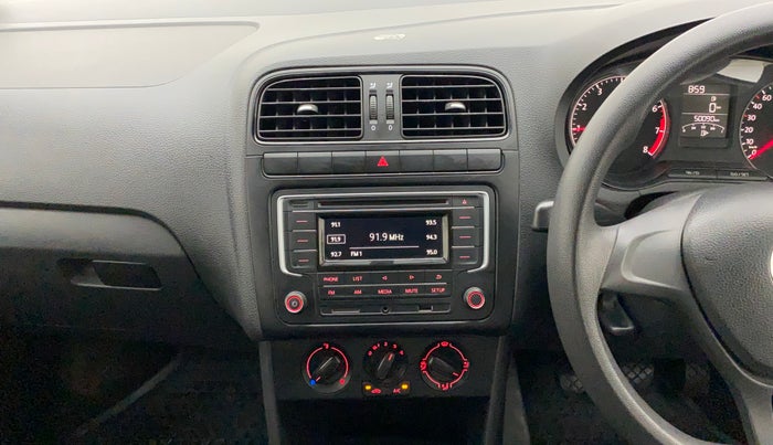 2018 Volkswagen Ameo COMFORTLINE 1.0L, Petrol, Manual, 50,090 km, Air Conditioner